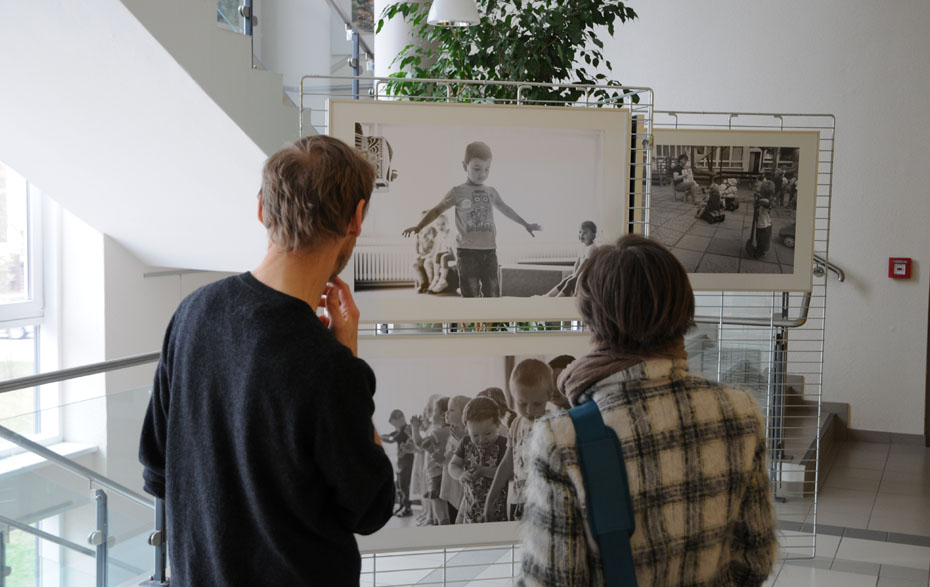 Foto: Fotoausstellung ML2 Frank Döring Gespräch