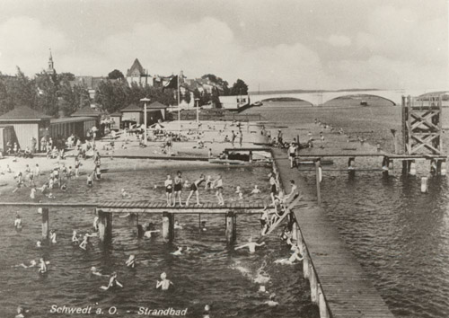 Foto: Badeanstalt nach 1954