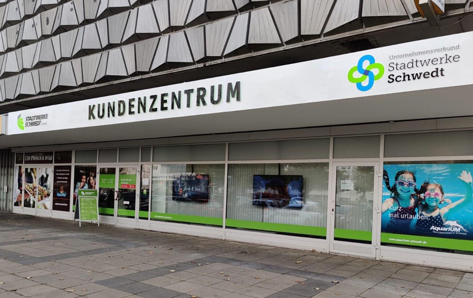 Foto: Leuchtreklame Kundenzentrum