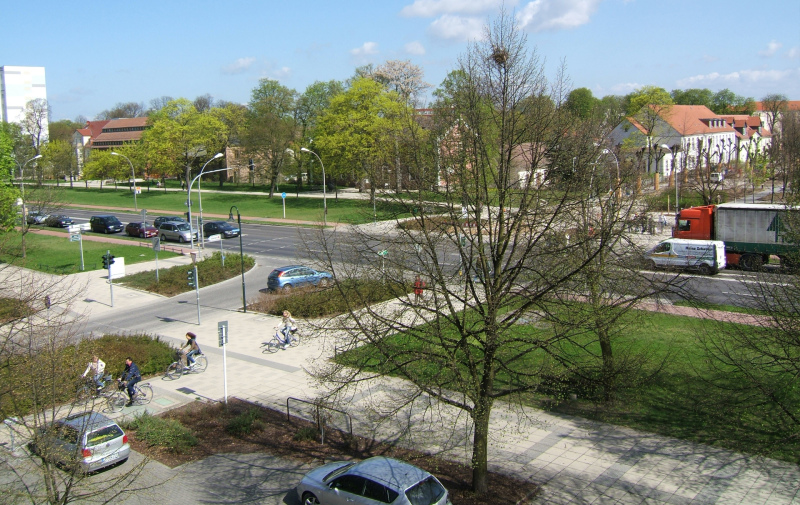 Kreuzung Lindenallee, Bahnhofstraße Kreuzung Lindenallee, Bahnhofstraße