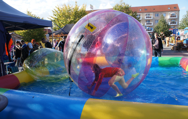 Foto: Mädchen im Aquaball