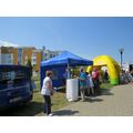 Foto: Stand des Verfassungsschutzes vor dem Haus Polderblick