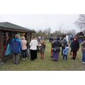 Foto: Gäste im Biologischen Schulgarten